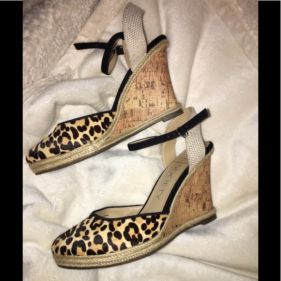 Sole Society Leopard Wedge Platforms Heels - Picture 4 of 8